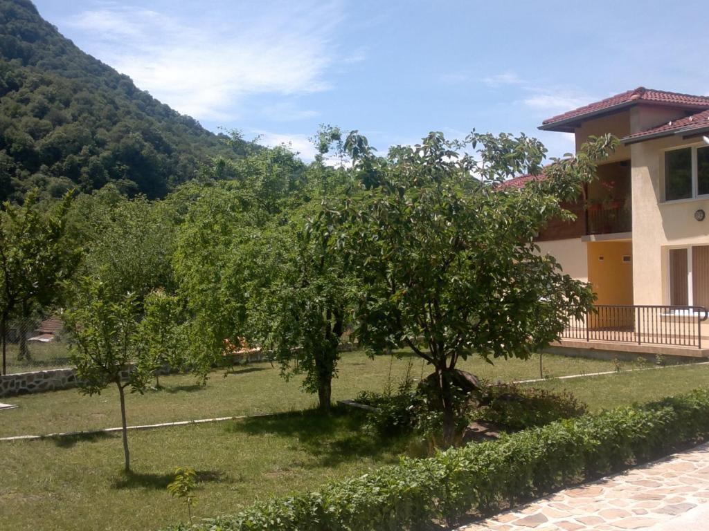 Villa Nanevi Teteven Luaran gambar